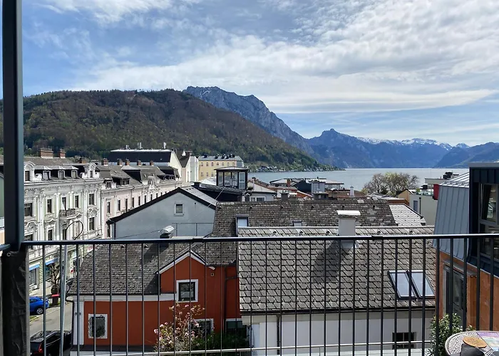 Citylake G23 Apartments Mit Kostenlosem Parkgaragen-Stellplatz !!