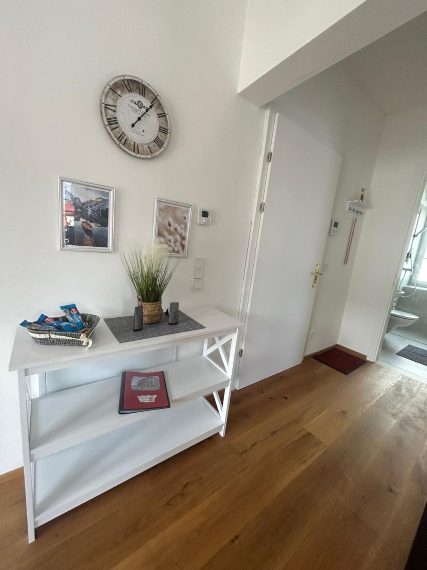 Citylake G23 Mit Kostenlosem Parkgaragen-stellplatz !! Apartment