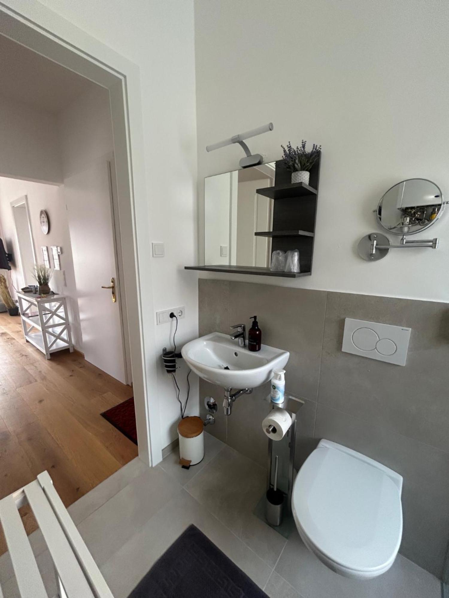 Citylake G23 Mit Kostenlosem Parkgaragen-stellplatz !! Gmunden