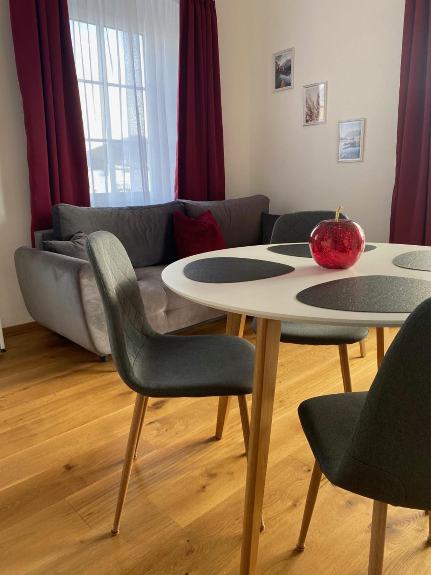 Apartment Citylake G23 Mit Kostenlosem Parkgaragen-stellplatz !! *