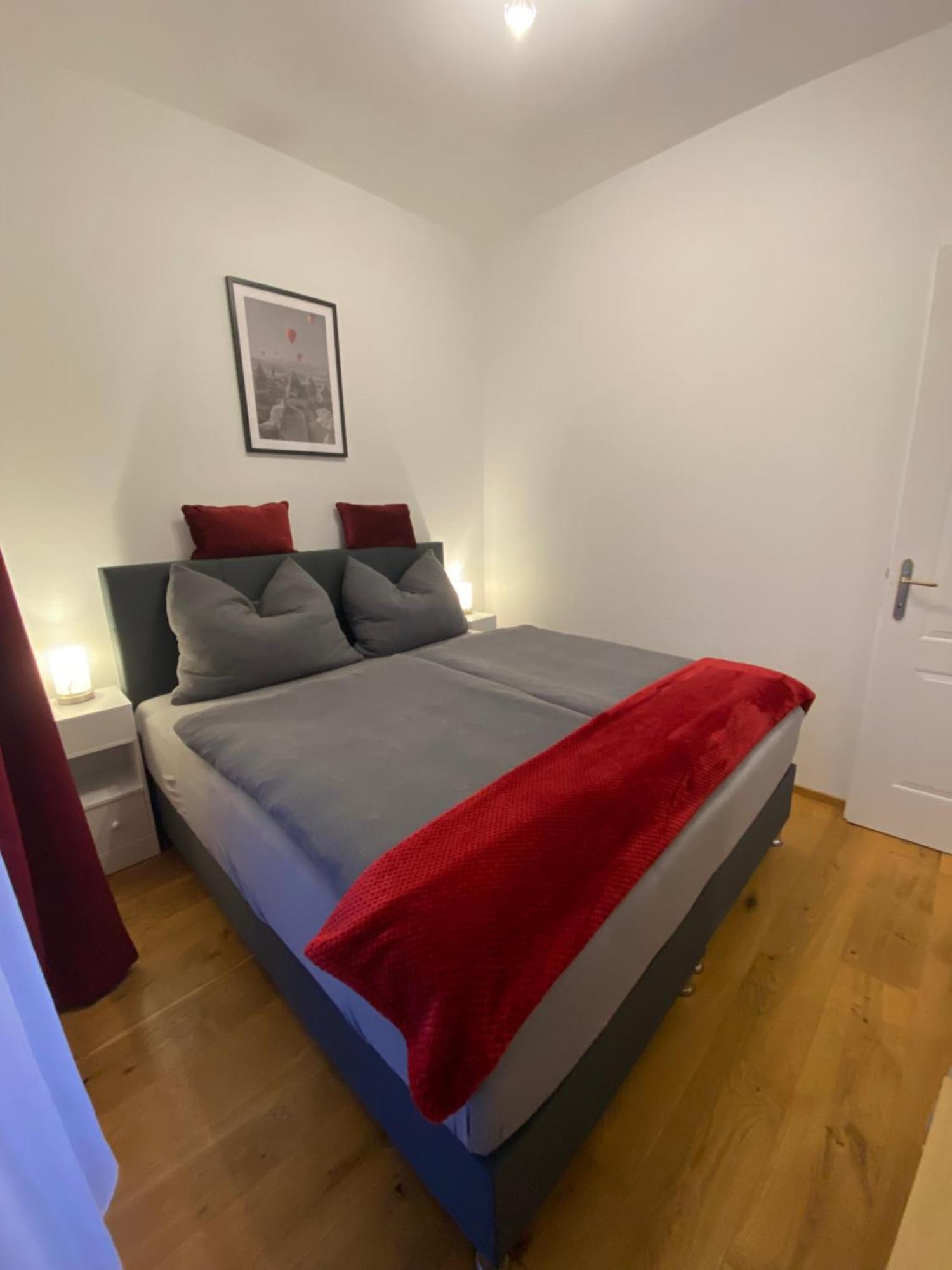 Citylake G23 Mit Kostenlosem Parkgaragen-stellplatz !! Gmunden
