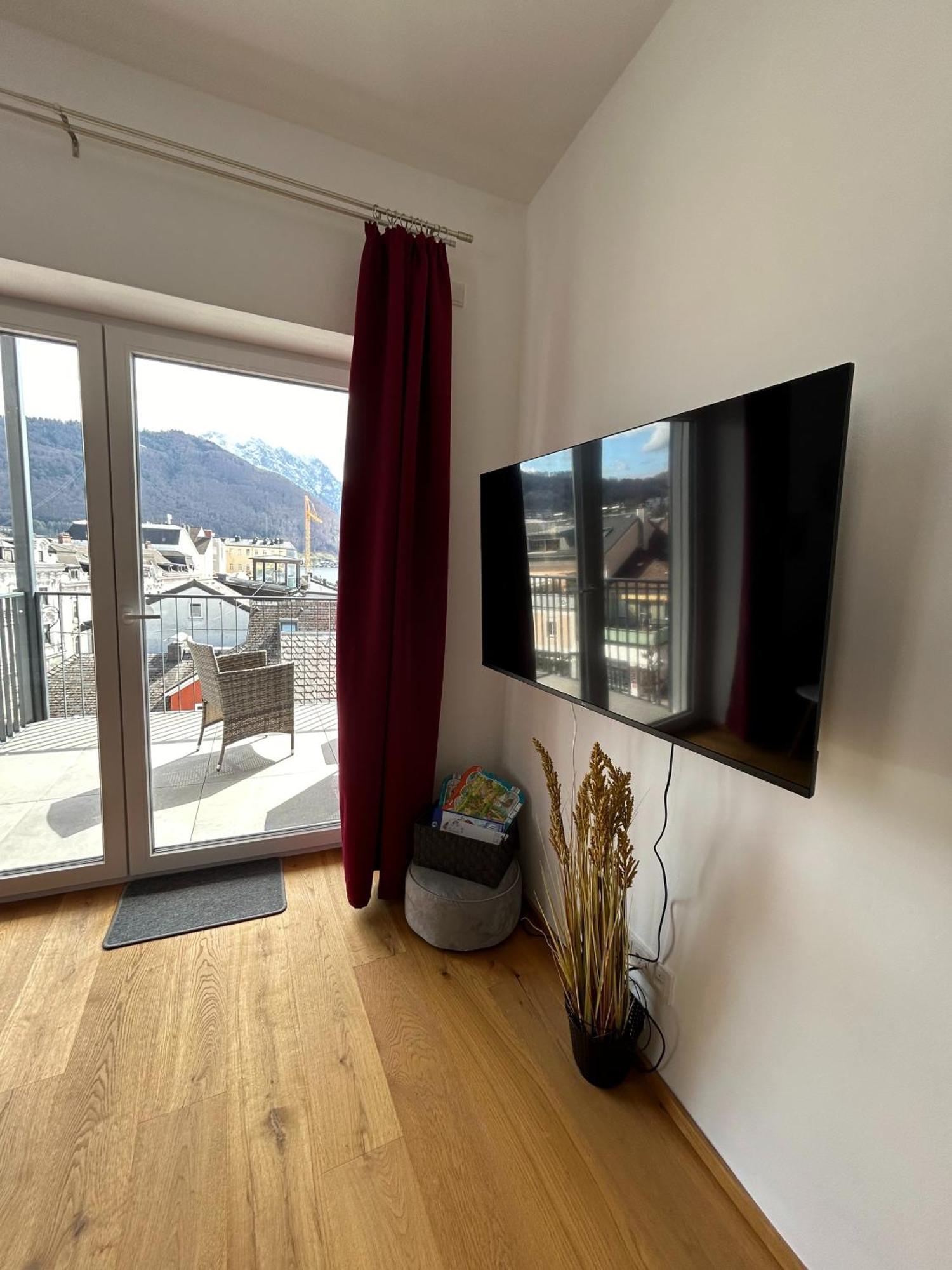 Apartment Citylake G23 Mit Kostenlosem Parkgaragen-stellplatz !! Gmunden