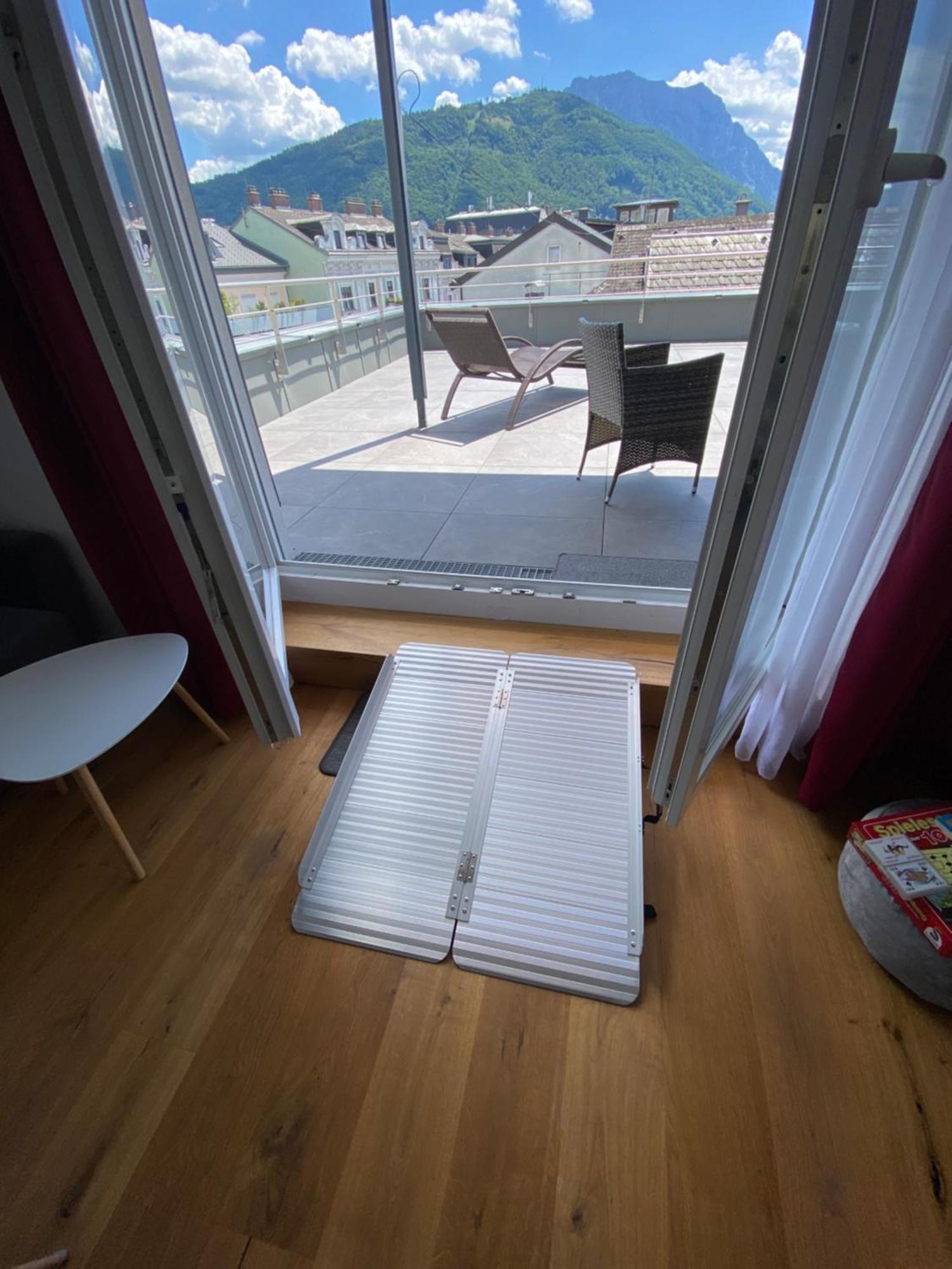 Appartement Citylake G23 Mit Kostenlosem Parkgaragen-stellplatz !!